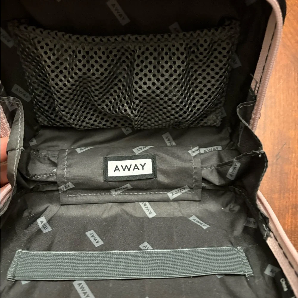 Away Pink Mini Travel Bag with Ribbed Design - Picture 6 of 6